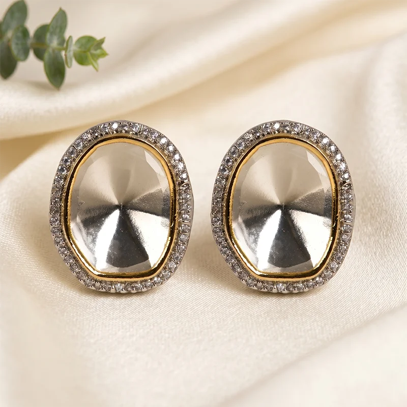 Large Kundan Studs