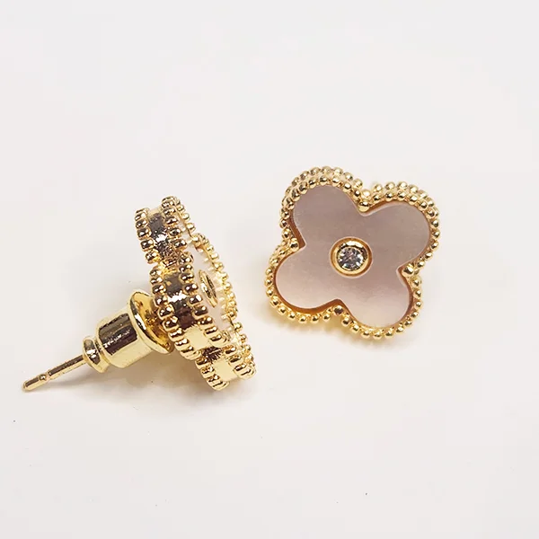 Fleur White Earrings - Image 3
